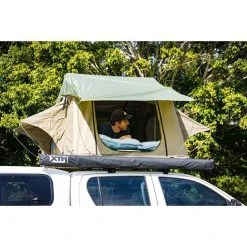 XTM 4x4 Accessories XTM Rooftop Tent -Skeeter Hawk Shop BCF 599143 04 hi res
